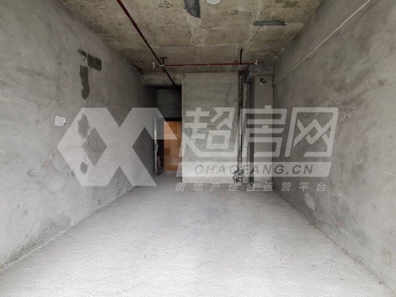 保利东瑞广场出租房客厅