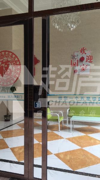 碧桂园风情荟庭出租房卧室