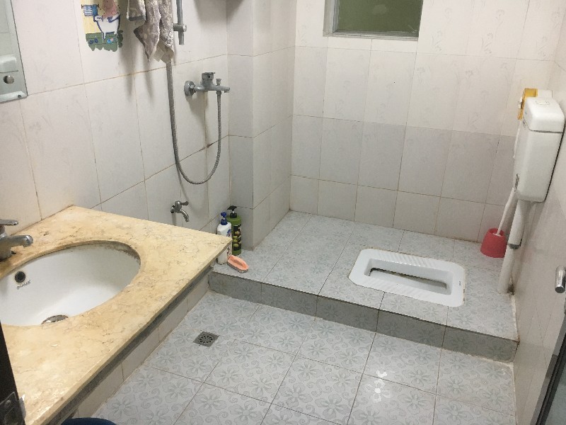 顺宝花园（杏坛）出租房厨房及卫生间