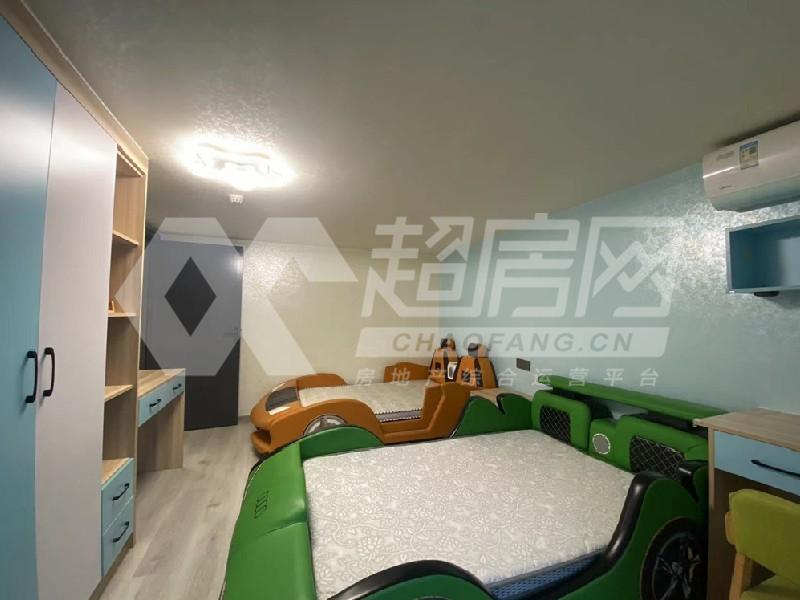 保利中悦公寓出租房卧室