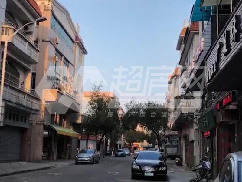升平居委会出租房客厅