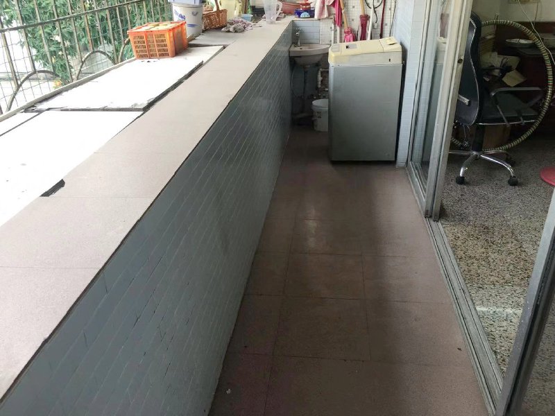 连平花园出租房阳台