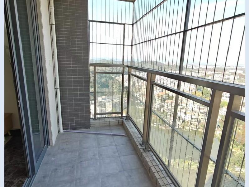 都市经典出租房阳台