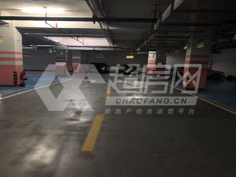 万邦商业广场出租房卧室