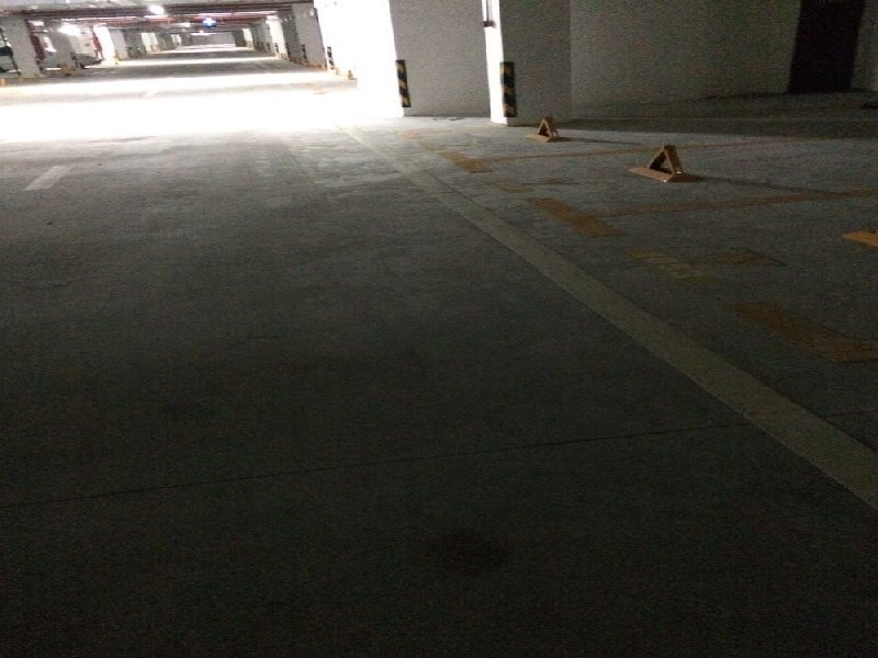 保利中汇花园出租房卧室