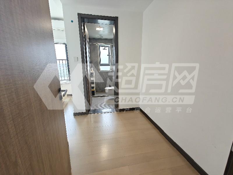 金域滨江（三期）出租房卧室