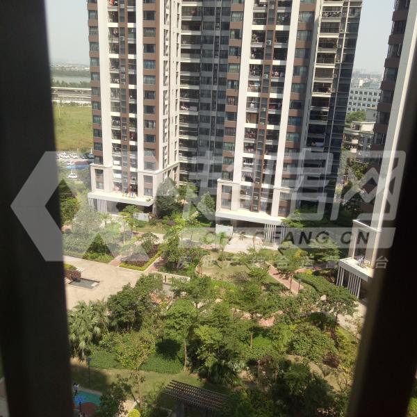 万科沁园出租房阳台