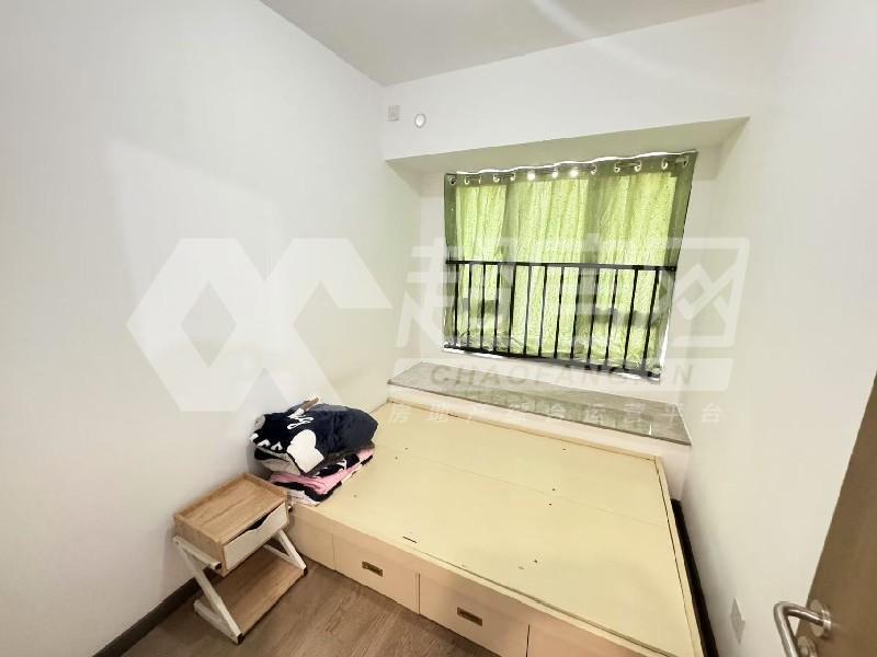 万科金域学府出租房卧室