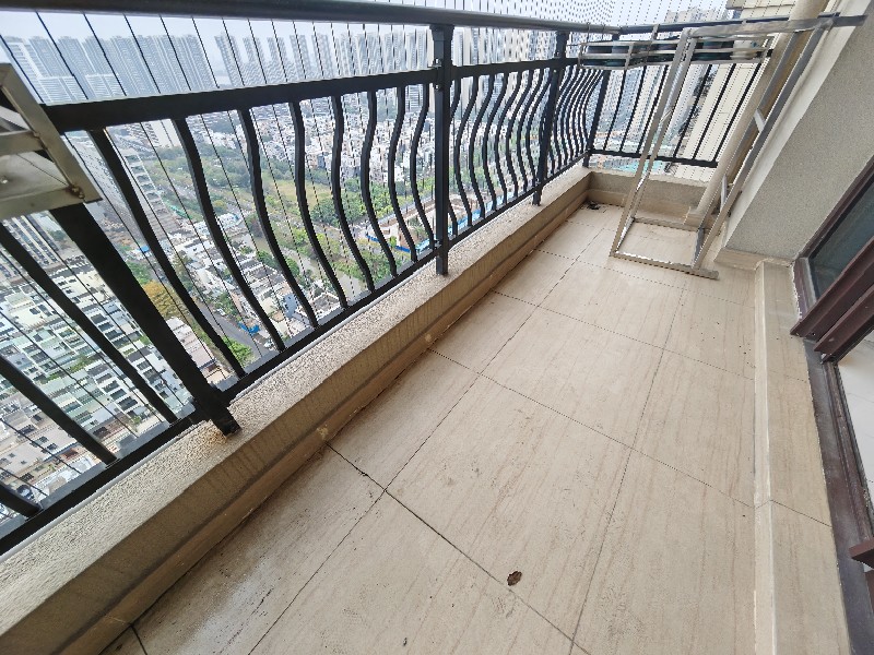 碧桂园右里苑出租房阳台