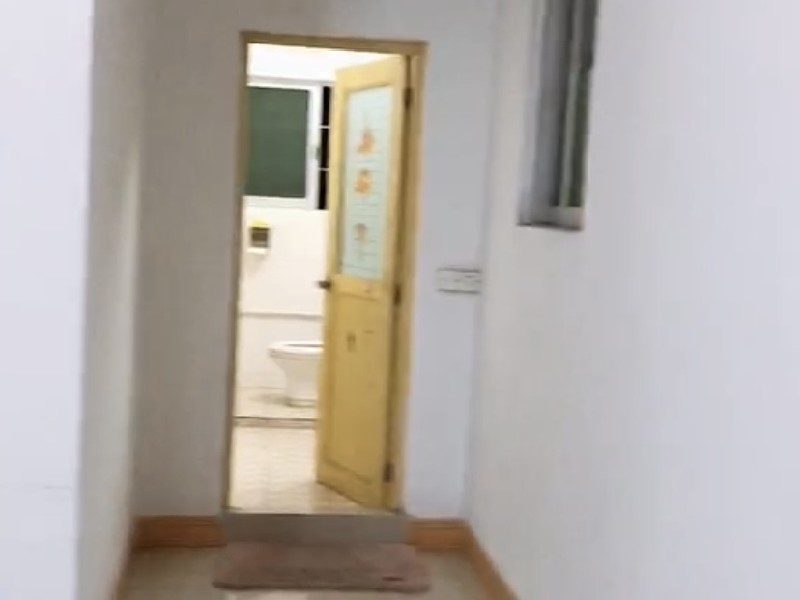 逢沙村委会出租房厨房及卫生间