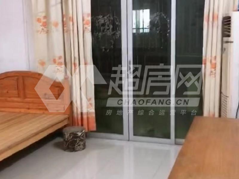 逢沙村委会出租房客厅