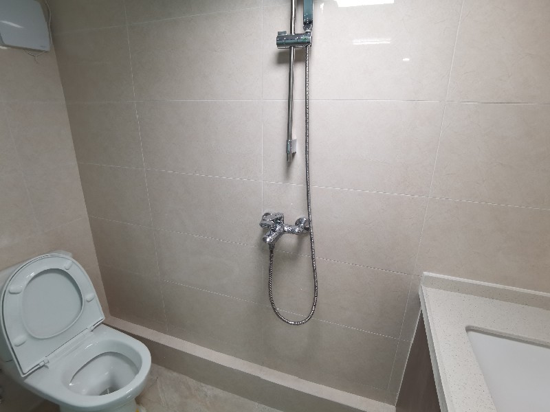 云谷广场（商住楼）出租房厨房及卫生间