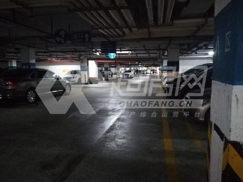 嘉信城市花园一期出租房客厅