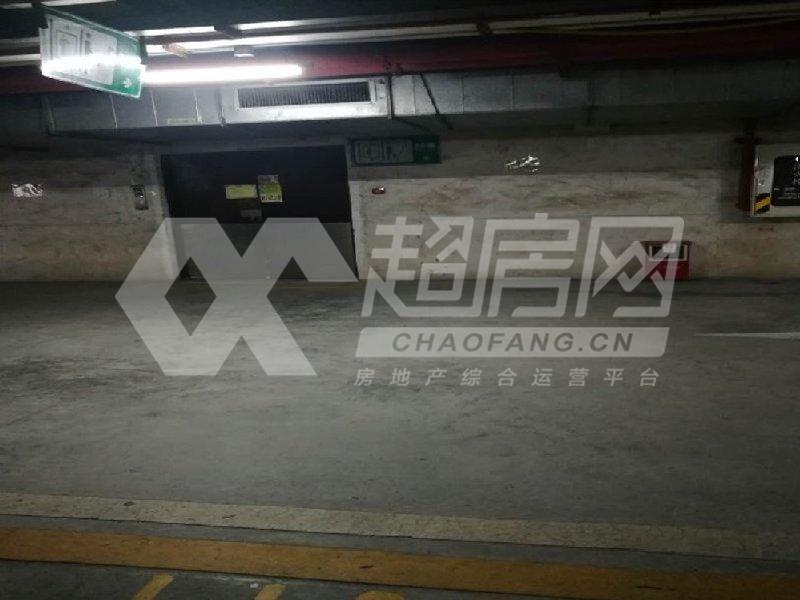 嘉信城市花园一期出租房卧室