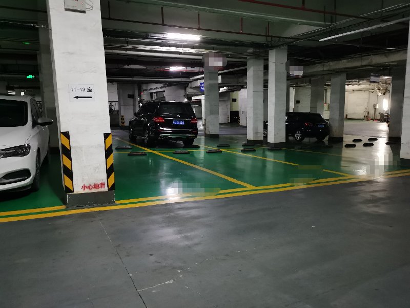 西山上筑出租房厨房及卫生间