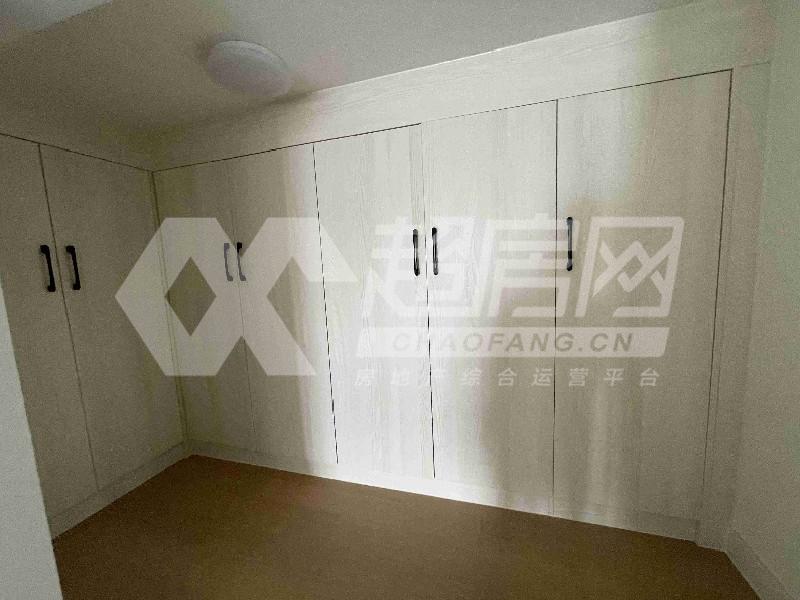 万科星都荟出租房卧室