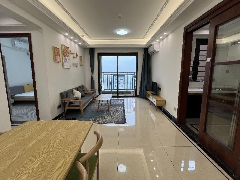 中海雍景熙岸出租房客厅