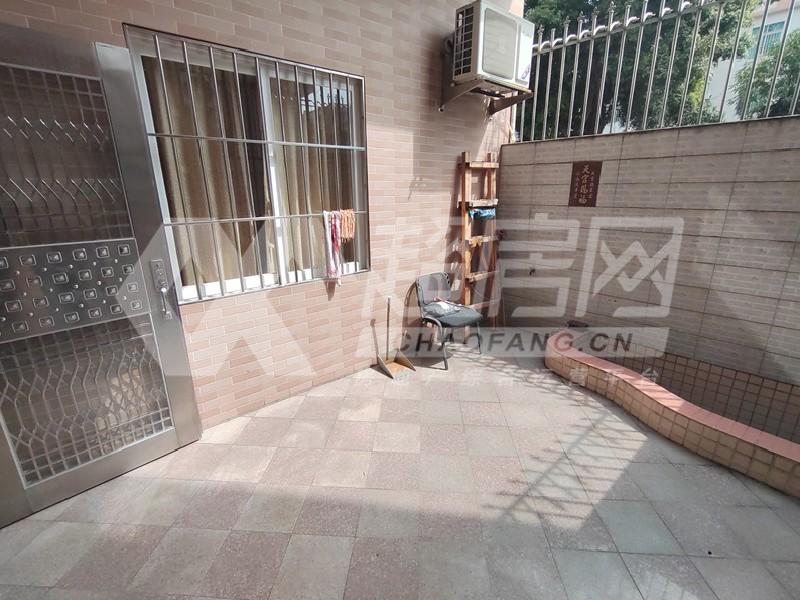 北滘居委会出租房卧室