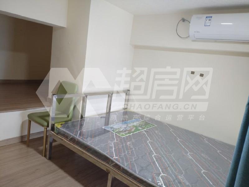 碧桂园云悦公馆出租房卧室
