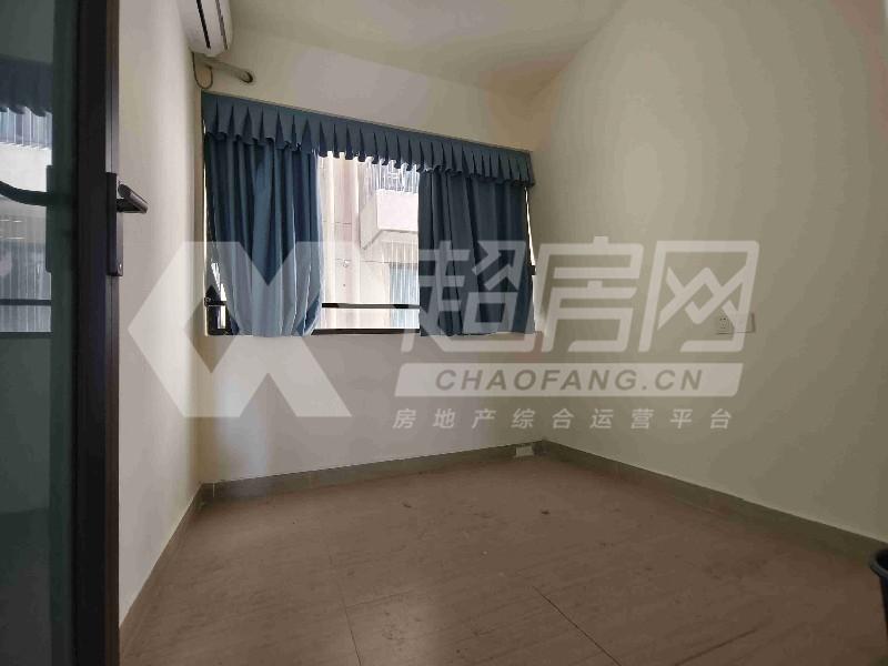 碧桂园蔚蓝苑出租房卧室