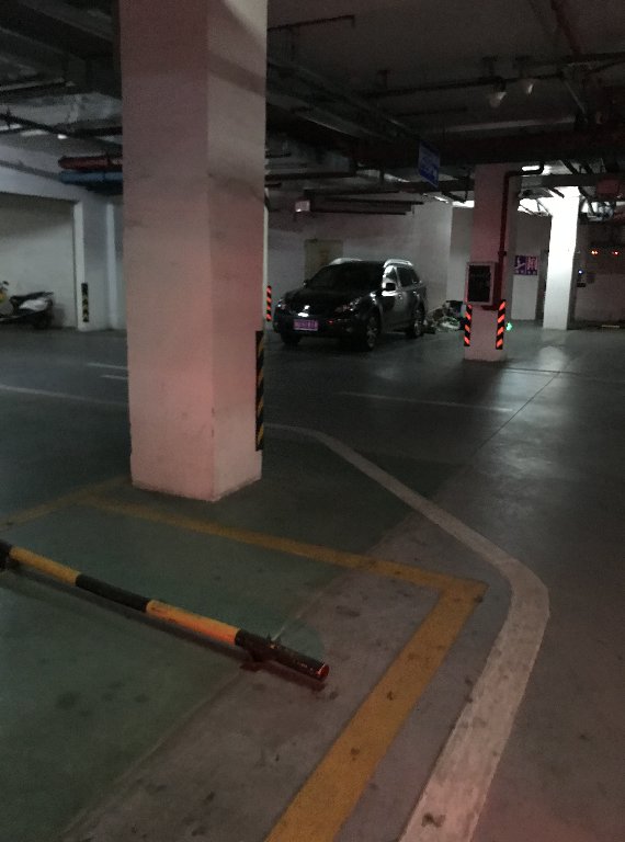 水悦云天出租房卧室