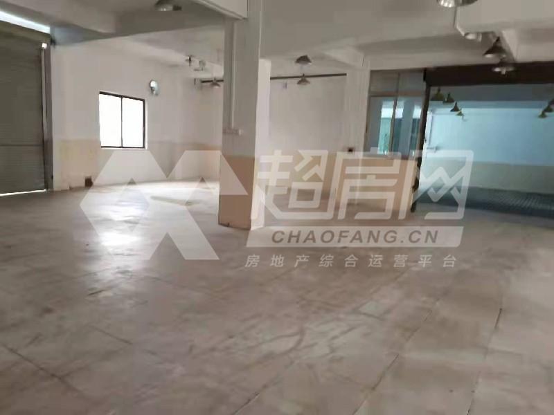 细滘居委会出租房客厅