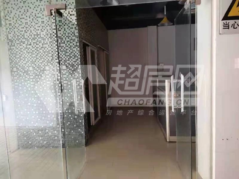 细滘居委会出租房卧室