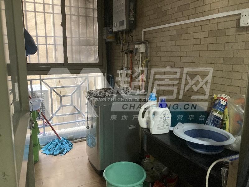 海云堡出租房阳台