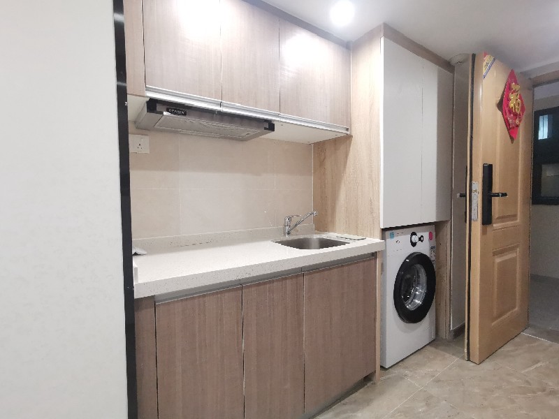 云谷广场（商住楼）出租房厨房及卫生间