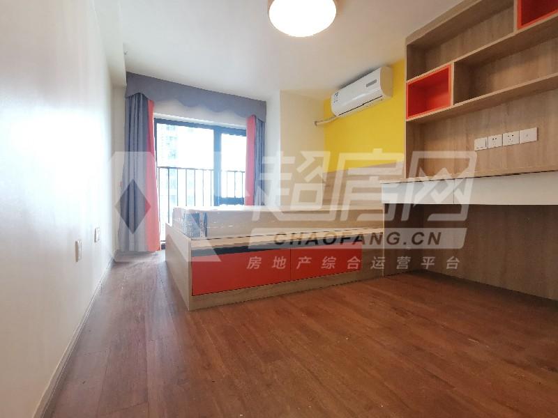 云谷广场（商住楼）出租房卧室