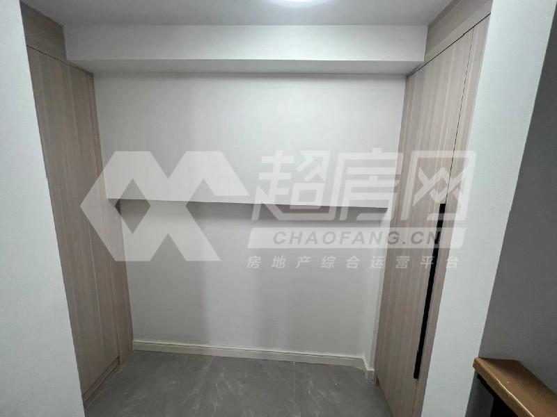 万科星都荟出租房卧室
