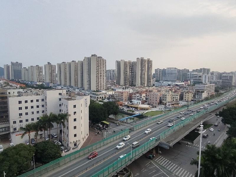 都汇豪庭出租房阳台