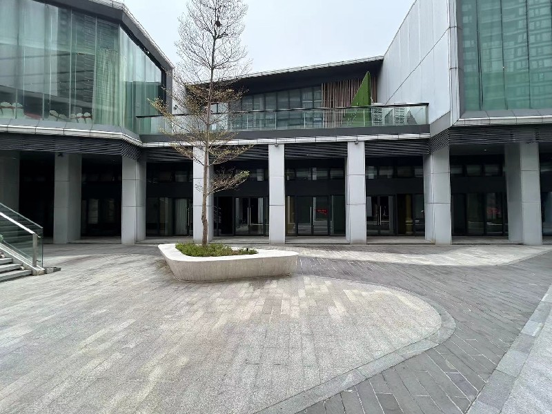 华侨城天鹅堡出租房厨房及卫生间