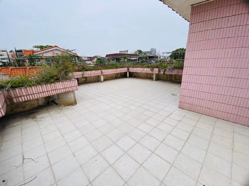 东康花园（别墅）出租房阳台