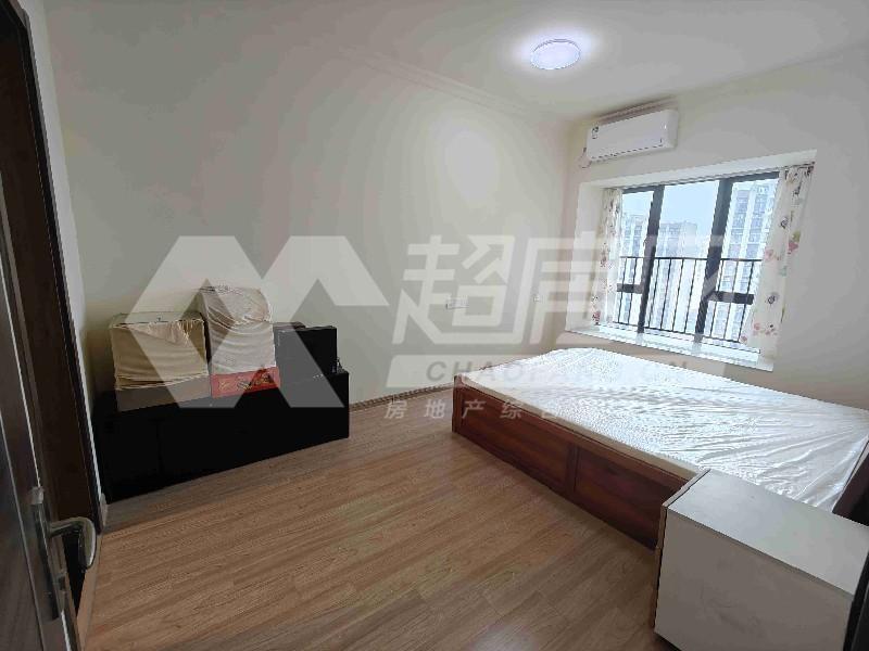 碧桂园比邻苑出租房卧室