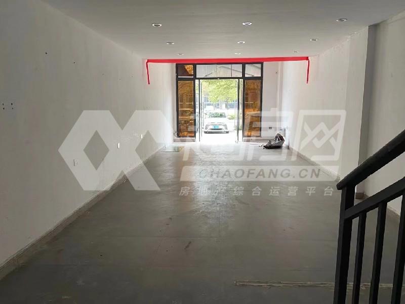 美的时代城出租房客厅