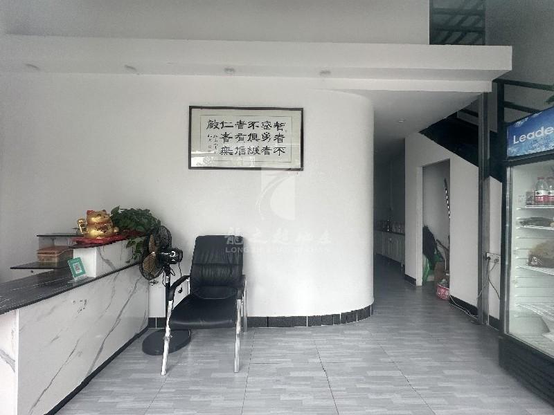 凯茵花园出租房卧室