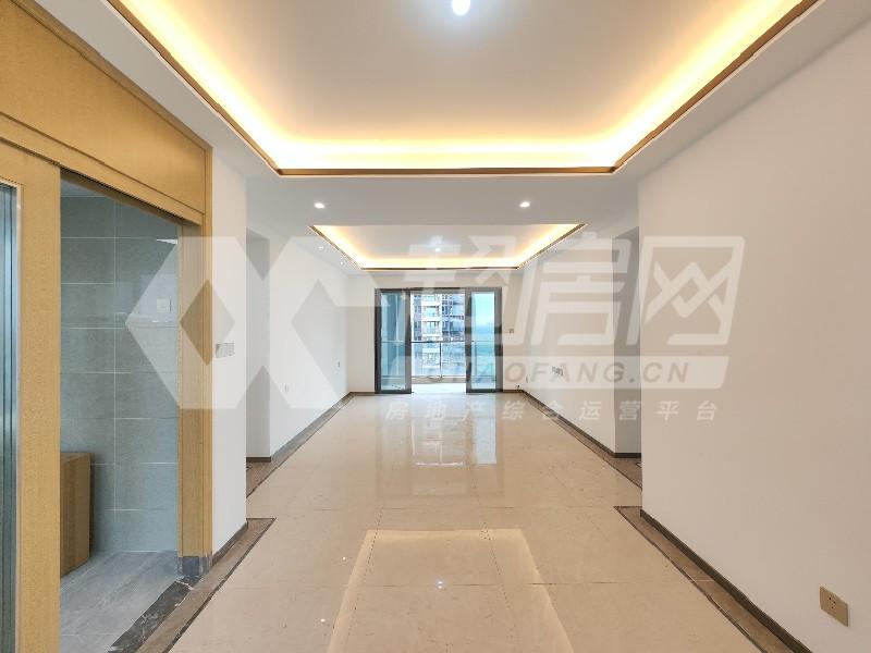 中洲府出租房客厅