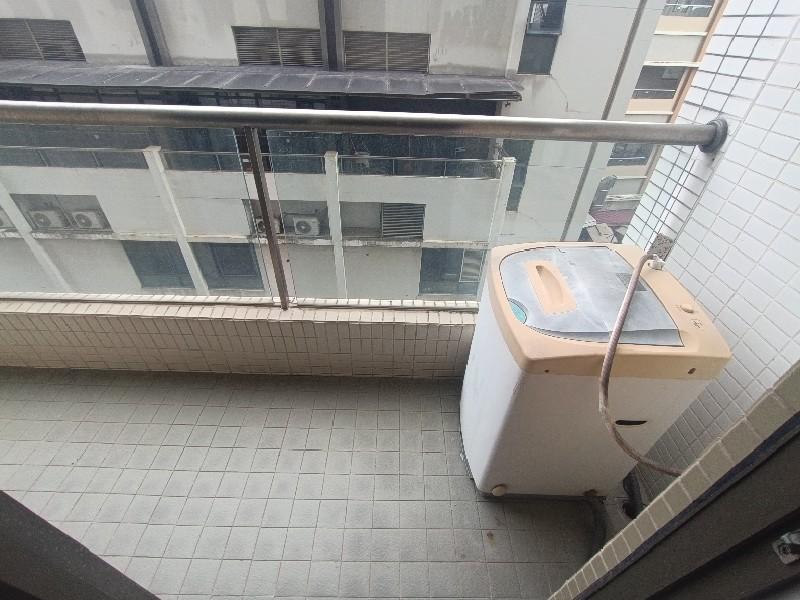 嘉仑台出租房阳台