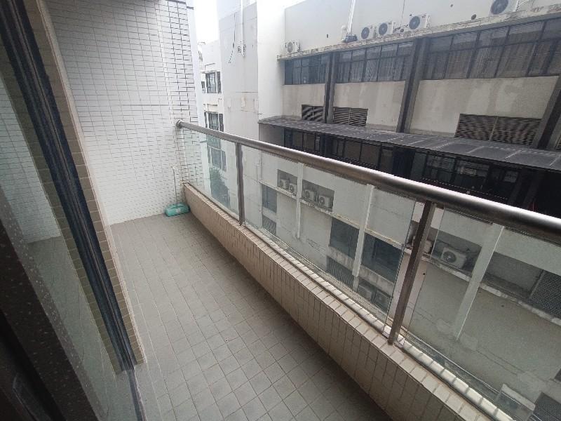 嘉仑台出租房阳台