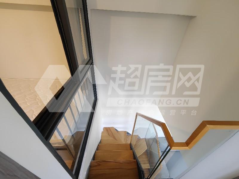 碧桂园风情尚庭出租房阳台