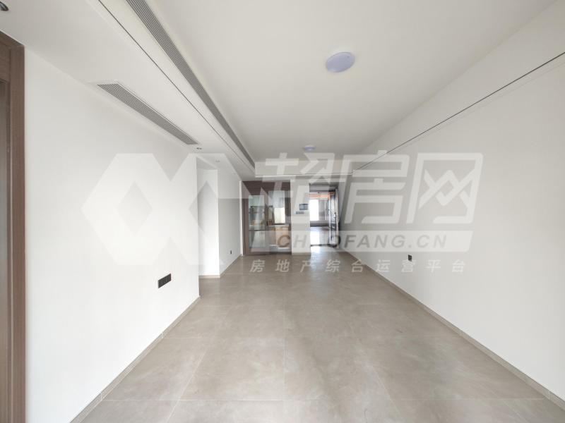 凤语潮鸣苑出租房客厅