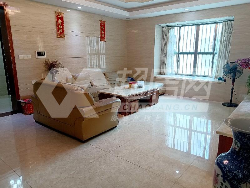 景翠名都出租房客厅