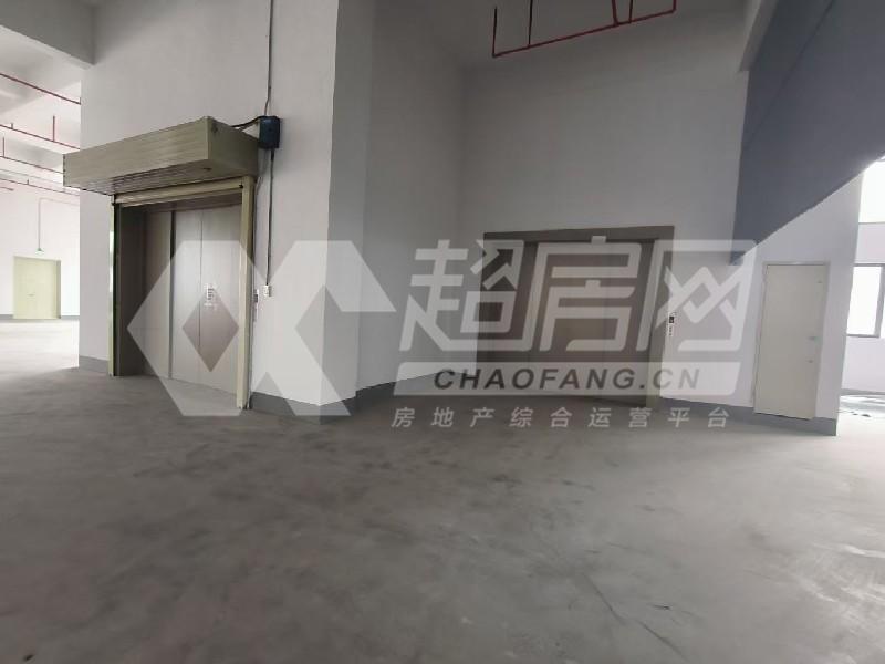 江村工业区出租房卧室
