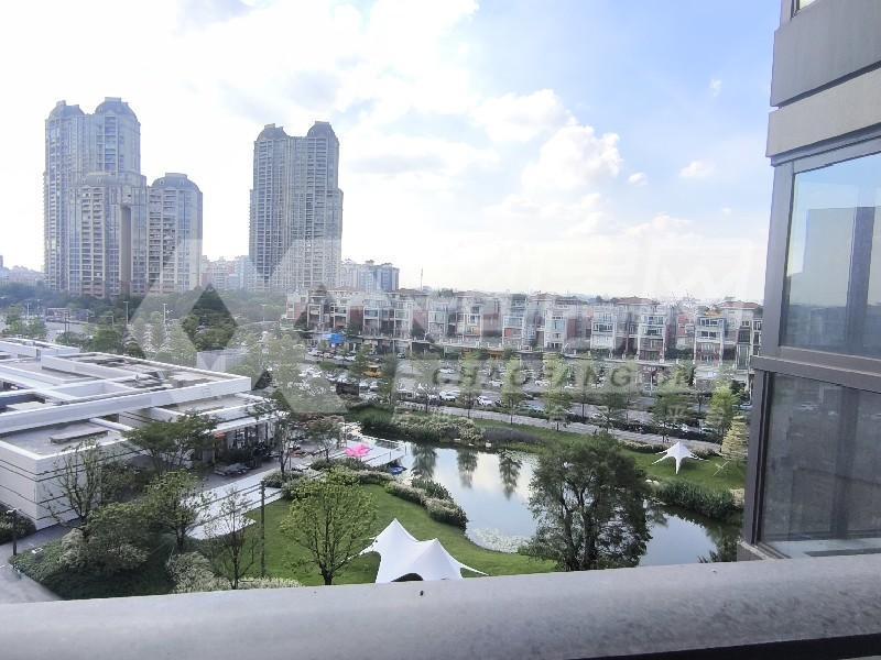 华润云近悦府出租房阳台