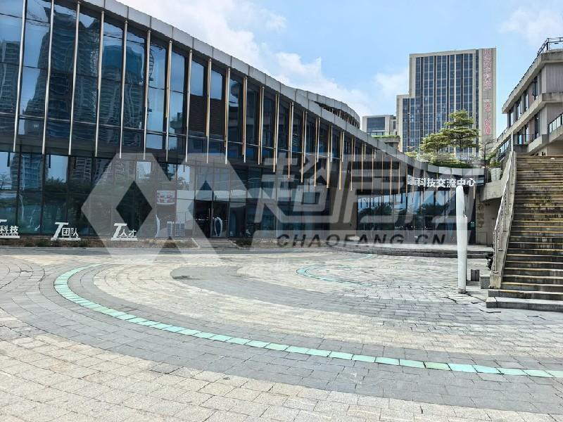 车创智谷广场出租房客厅