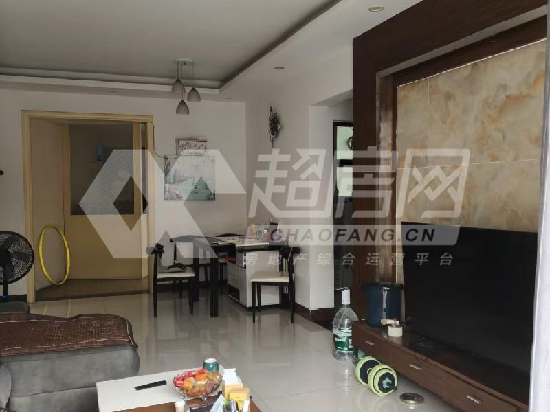 景致尚寓出租房客厅