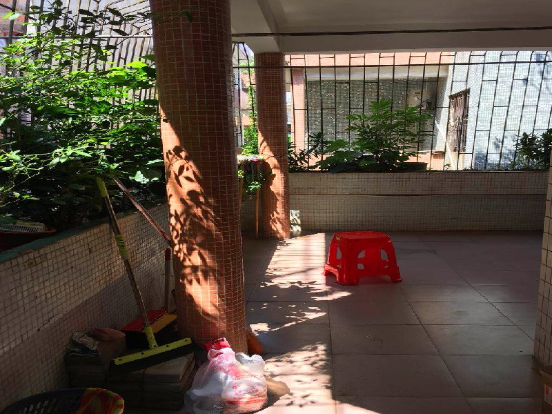 绿田路出租房露台