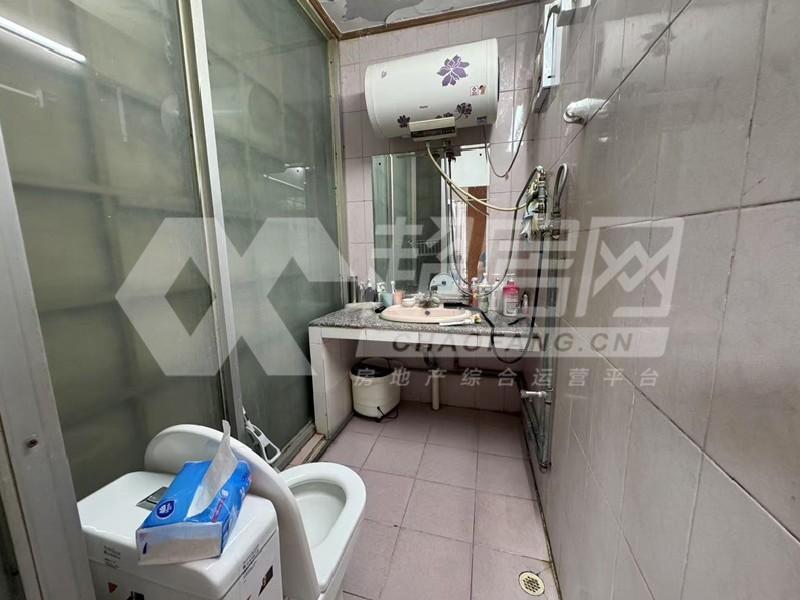 林头社区出租房客厅