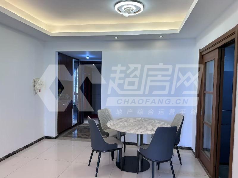 万科水晶城出租房客厅